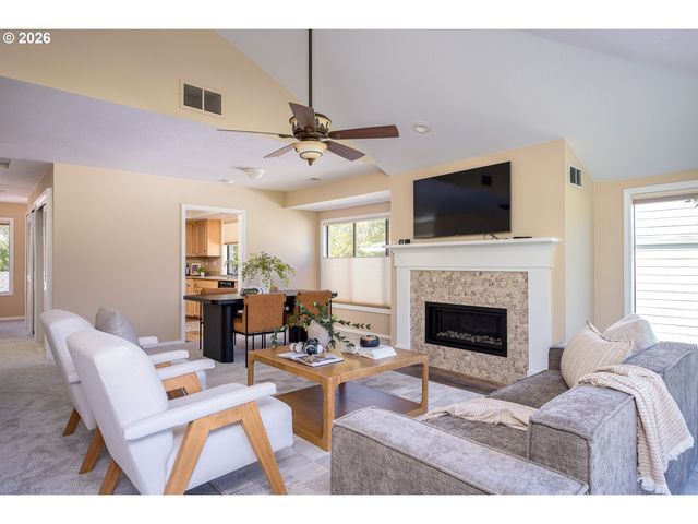 31782 Sw FAIRWAY VILLAGE Loop, Wilsonville, OR 97070