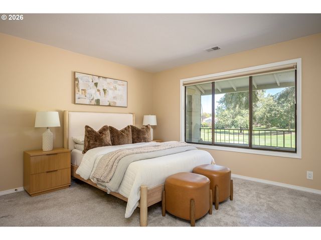 31782 Sw FAIRWAY VILLAGE Loop, Wilsonville, OR 97070