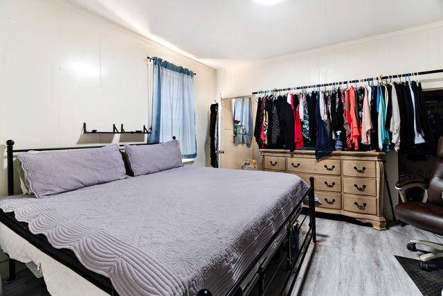 947 SE 6th Street, Paris, TX 75460