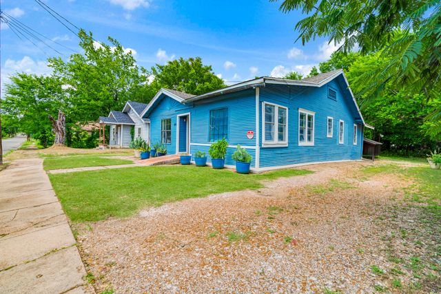 947 SE 6th Street, Paris, TX 75460