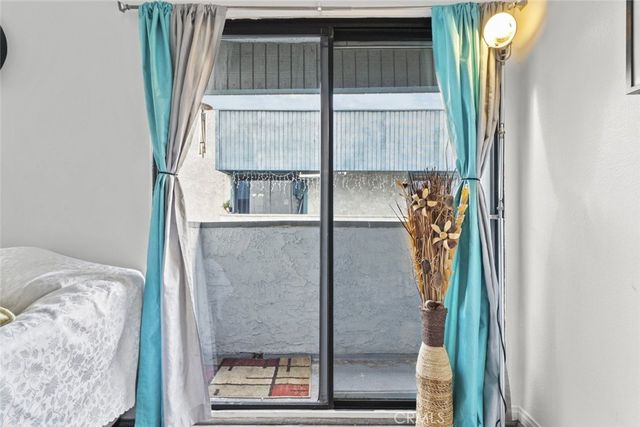 8801 Willis Avenue 34, Panorama City, CA 91402