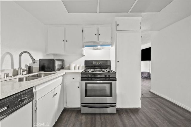 8801 Willis Avenue 34, Panorama City, CA 91402