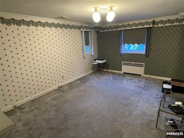 1 Grange Court, Teaneck, NJ 07666