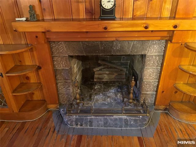 1 Grange Court, Teaneck, NJ 07666