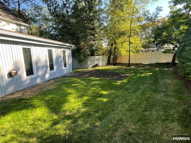 1 Grange Court, Teaneck, NJ 07666