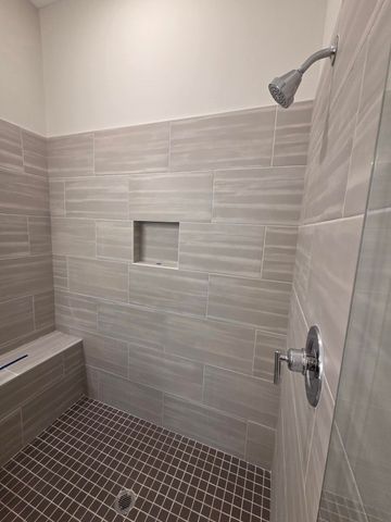 340 OAK HAVEN CIR, Oakland, TN 38060