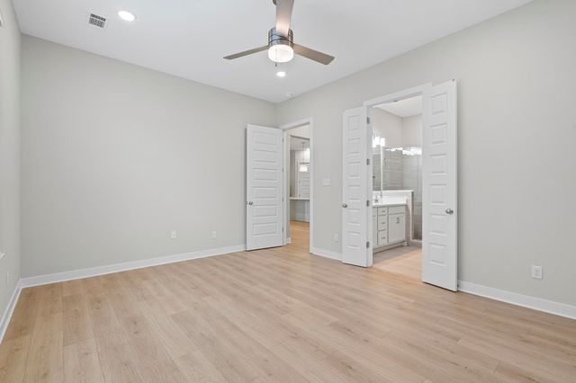 340 OAK HAVEN CIR, Oakland, TN 38060