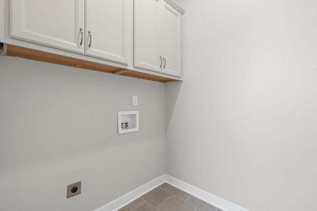 340 OAK HAVEN CIR, Oakland, TN 38060