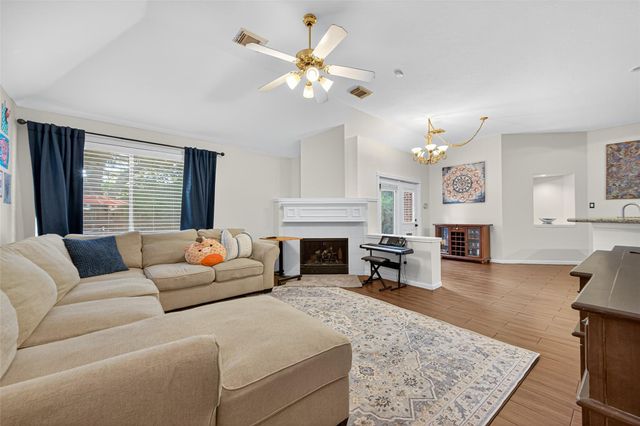 7302 Foyer Circle, Missouri City, TX 77459