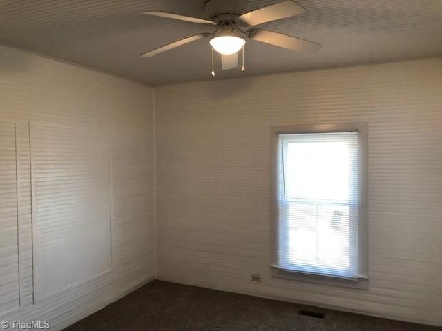 1143 Carolina Avenue, Eden, NC 27288