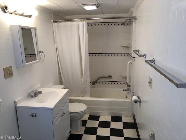 1143 Carolina Avenue, Eden, NC 27288