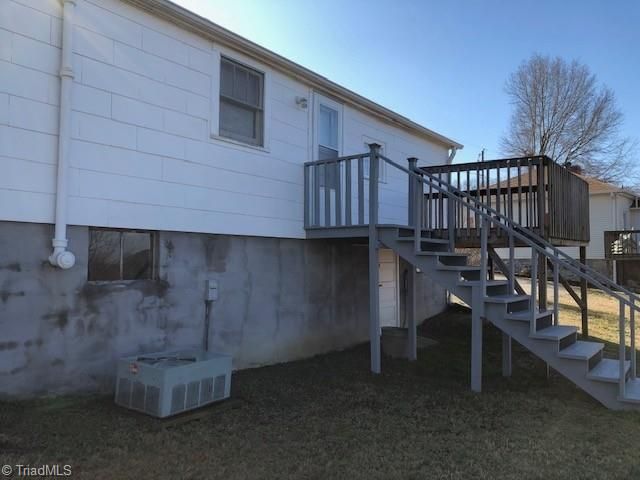 1143 Carolina Avenue, Eden, NC 27288