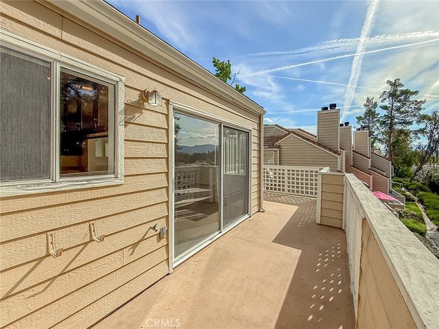 24524 Mcbean 14, Valencia, CA 91355