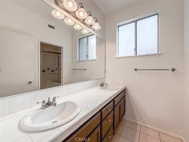 24524 Mcbean 14, Valencia, CA 91355