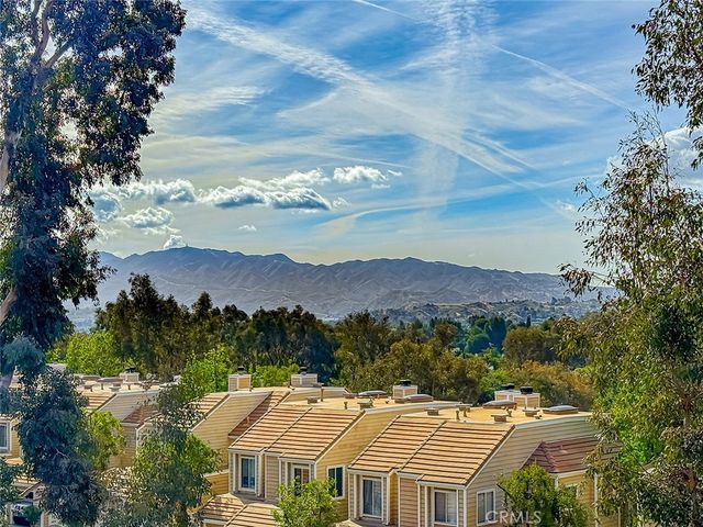 24524 Mcbean 14, Valencia, CA 91355