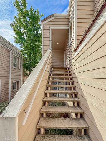 24524 Mcbean 14, Valencia, CA 91355
