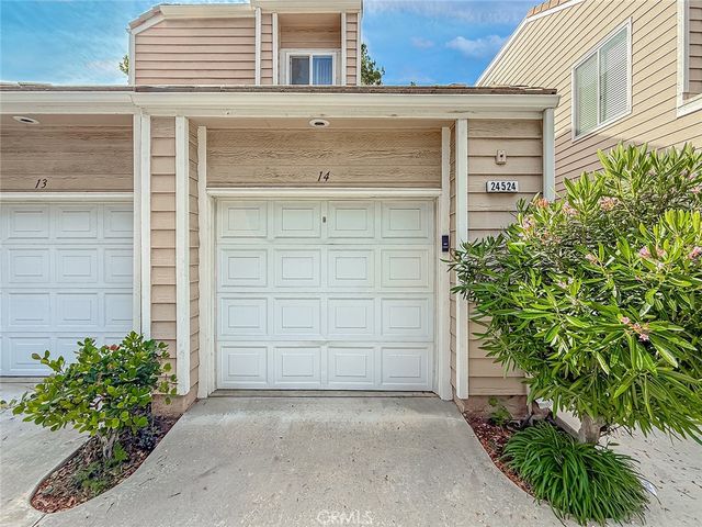 24524 Mcbean 14, Valencia, CA 91355