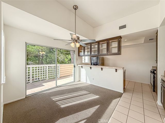 24524 Mcbean 14, Valencia, CA 91355