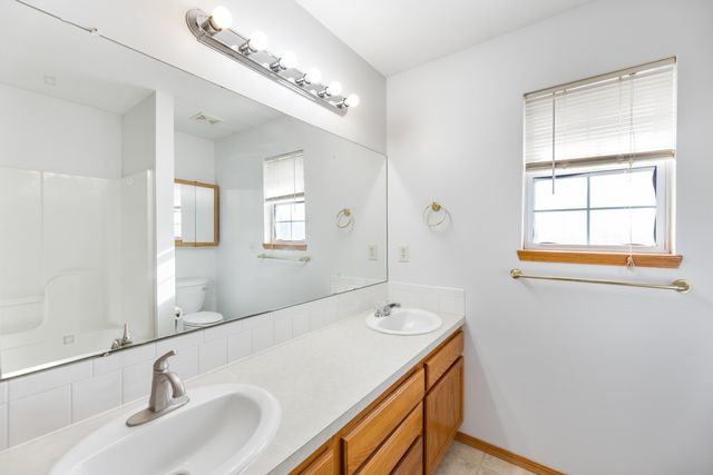 10419 W 35th St S, Wichita, KS 67215