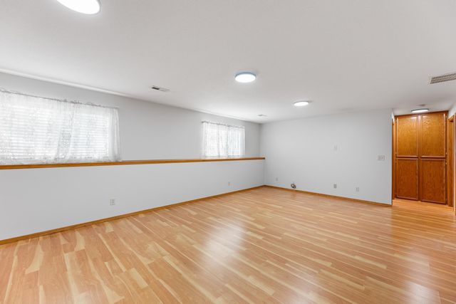 10419 W 35th St S, Wichita, KS 67215