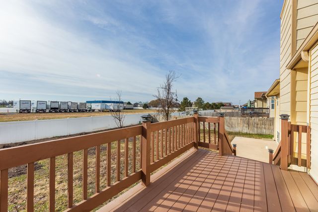 10419 W 35th St S, Wichita, KS 67215