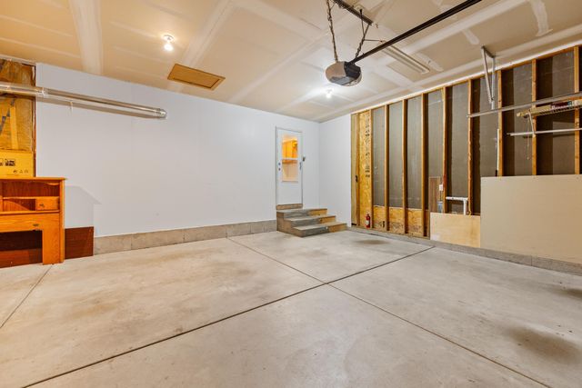 10419 W 35th St S, Wichita, KS 67215