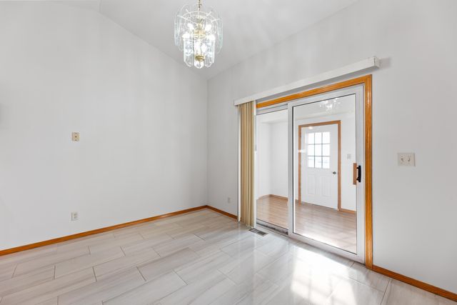 10419 W 35th St S, Wichita, KS 67215