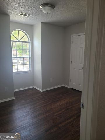 1604 Picadilly Court NE, Conyers, GA 30013