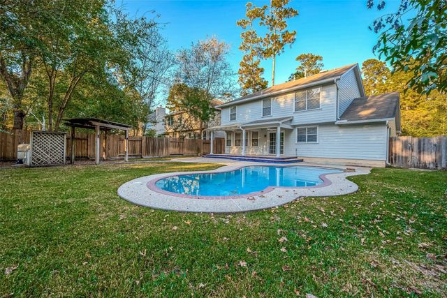 34 S Willow Point Circle, The Woodlands, TX 77382
