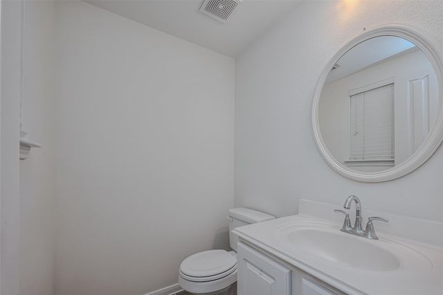 34 S Willow Point Circle, The Woodlands, TX 77382