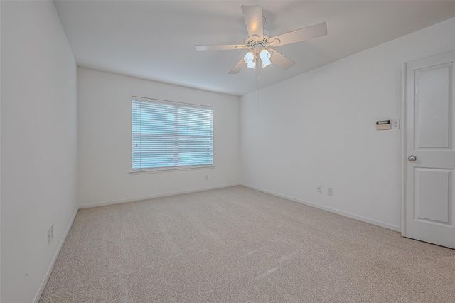 34 S Willow Point Circle, The Woodlands, TX 77382