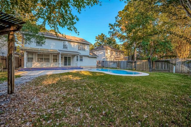34 S Willow Point Circle, The Woodlands, TX 77382