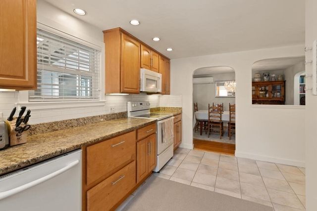 12 Headland Way, Medford, MA 02155