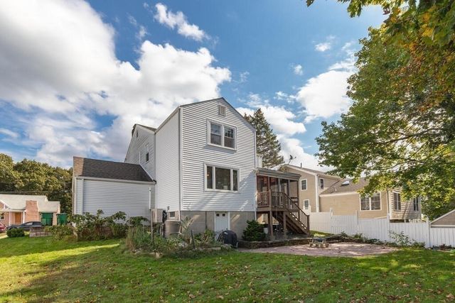 12 Headland Way, Medford, MA 02155