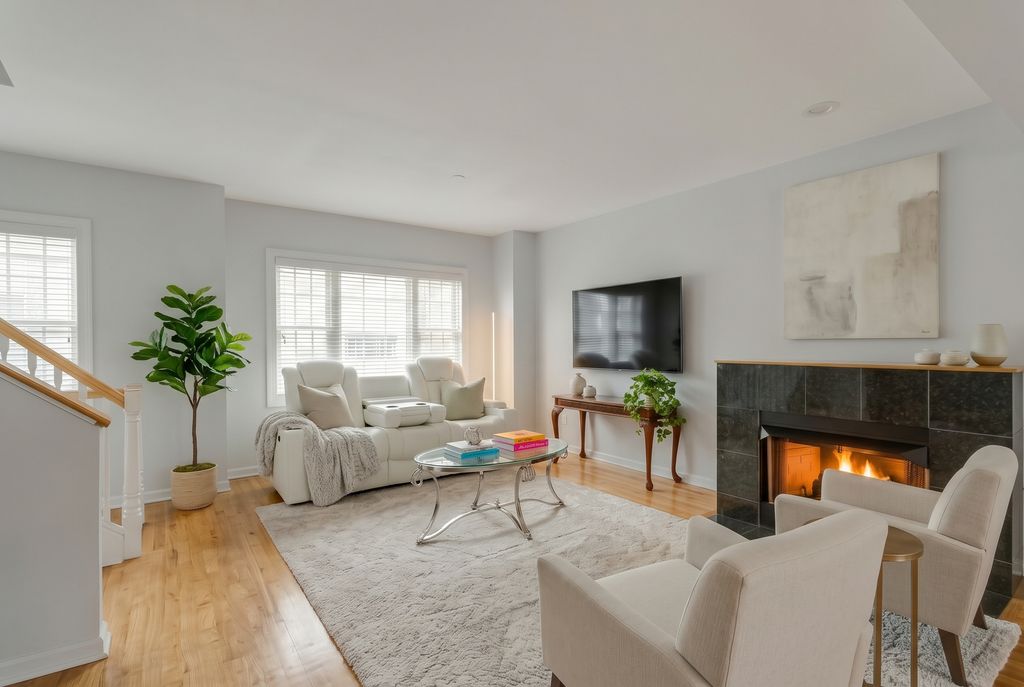 821 N Harlem Avenue, Oak Park, IL 60302 — photo 3