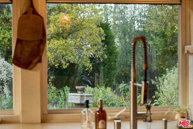 22068 Topanga School Road, Topanga (los Angeles), CA 90290