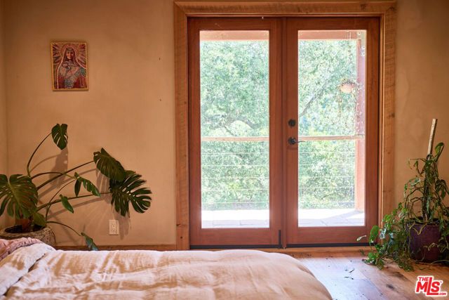 22068 Topanga School Road, Topanga (los Angeles), CA 90290