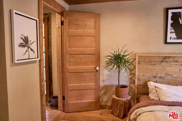 22068 Topanga School Road, Topanga (los Angeles), CA 90290