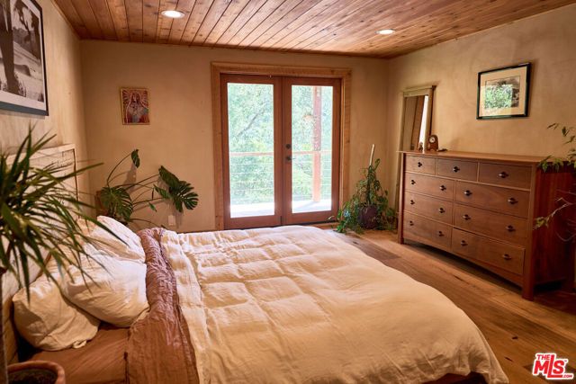 22068 Topanga School Road, Topanga (los Angeles), CA 90290