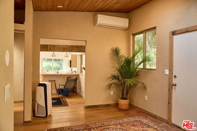 22068 Topanga School Road, Topanga (los Angeles), CA 90290