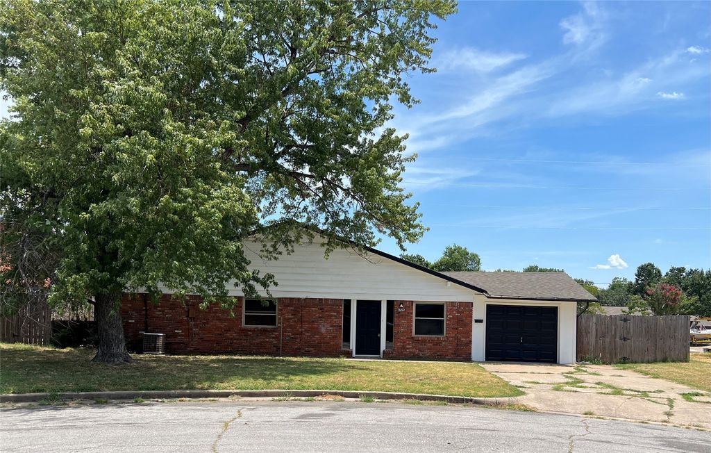 4725 S Fulton Court, Tulsa, OK 74135