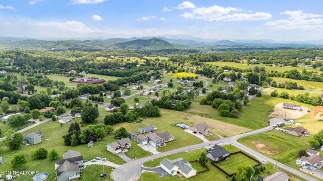 2830 Dalton Drive, Sevierville, TN 37876