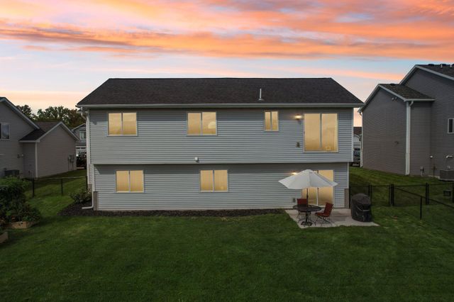 415 Eagle Street NW, Isanti, MN 55040