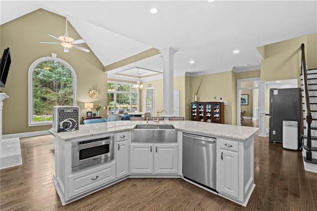 3915 Merriweather Woods, Johns Creek, GA 30022