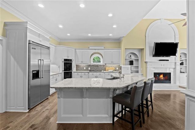 3915 Merriweather Woods, Johns Creek, GA 30022