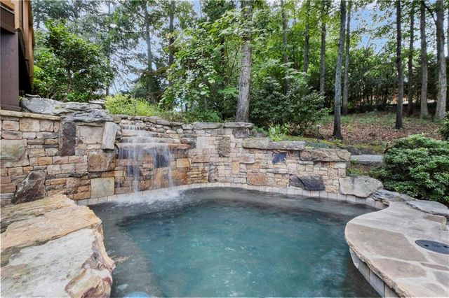 3915 Merriweather Woods, Johns Creek, GA 30022