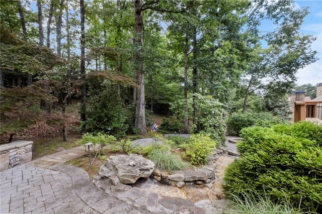 3915 Merriweather Woods, Johns Creek, GA 30022