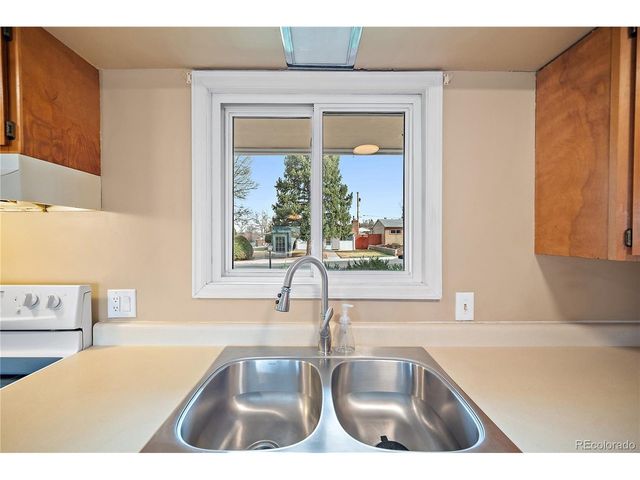 303 Solar Dr, Colorado Springs, CO 80907