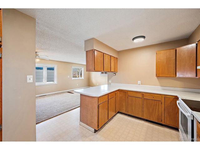 303 Solar Dr, Colorado Springs, CO 80907