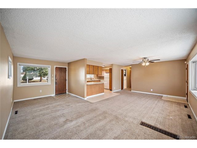 303 Solar Dr, Colorado Springs, CO 80907